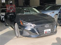 نيسان ألتيما